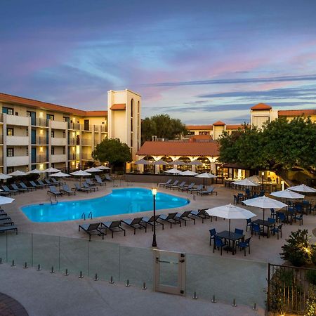 Embassy Suites By Hilton Scottsdale Resort Exterior photo
