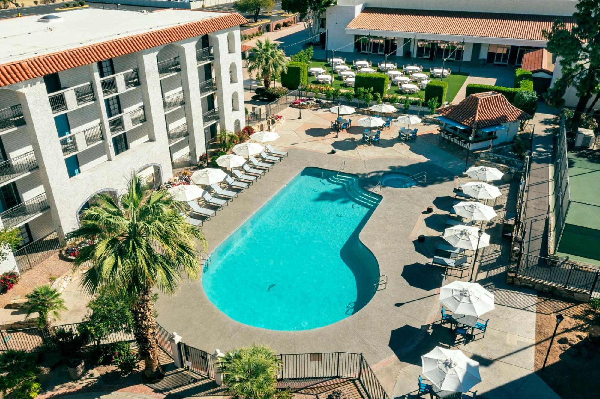 Embassy Suites By Hilton Scottsdale Resort Exterior photo